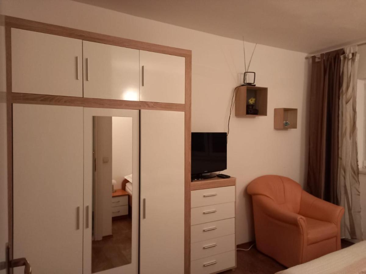 Jelena Apartment Omis Exterior photo