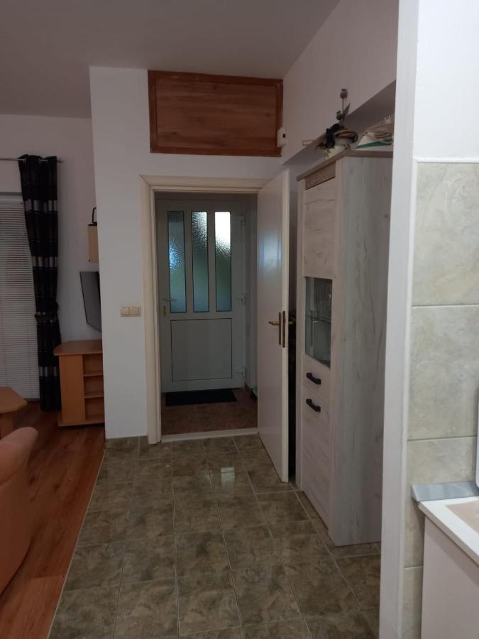 Jelena Apartment Omis Exterior photo