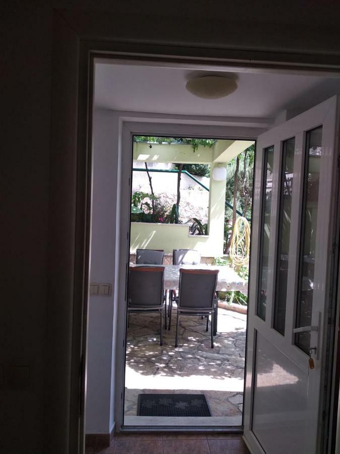 Jelena Apartment Omis Exterior photo
